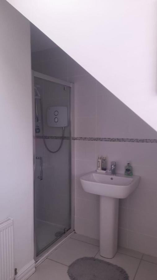 Amberley Guest House Gorey Bagian luar foto
