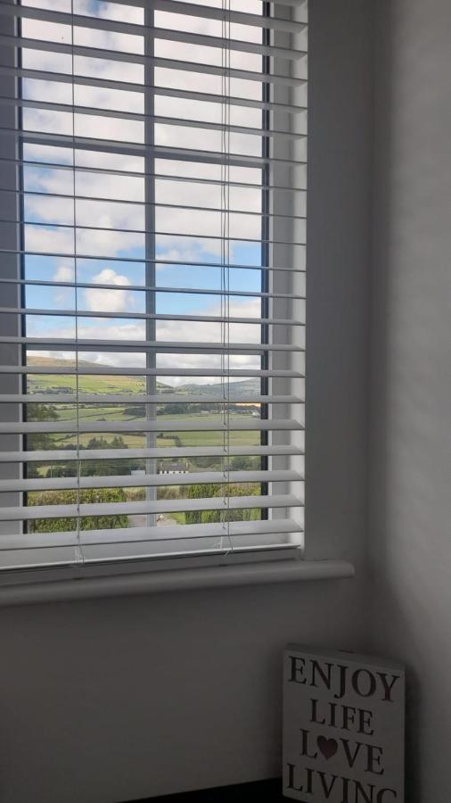 Amberley Guest House Gorey Bagian luar foto